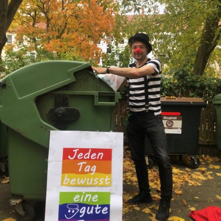 1. Foto Mülltonne und ich
